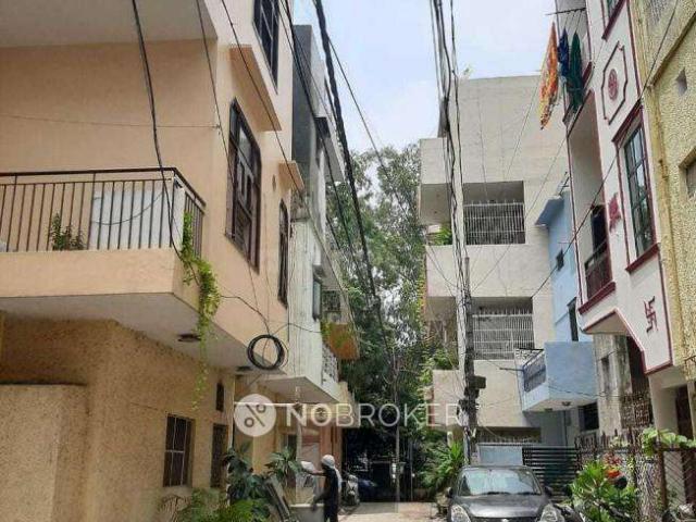 Flat for sale in West Delhi, Deri