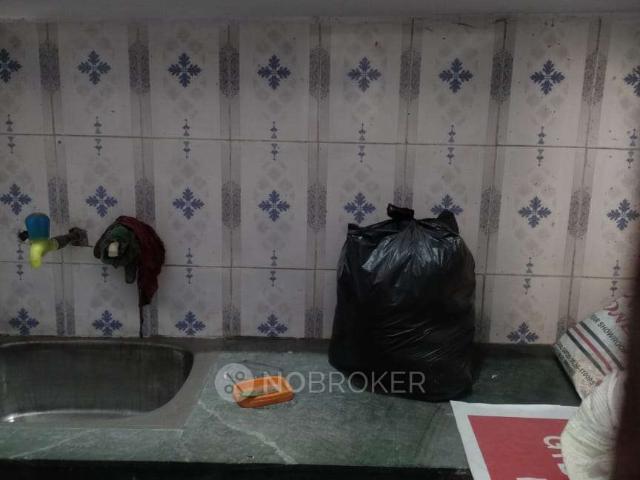 Flat for rent in Deri