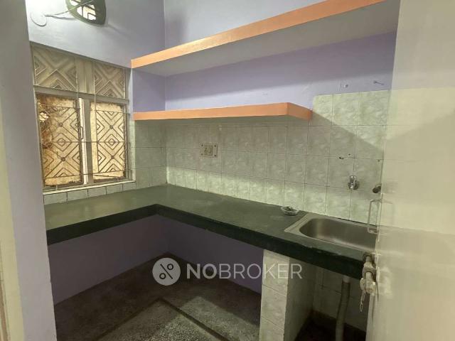 Flat for rent in Deri