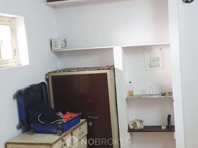 Flat for rent in North Delhi, Deri