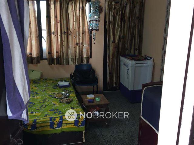 Flat for sale in North West Delhi, Deri
