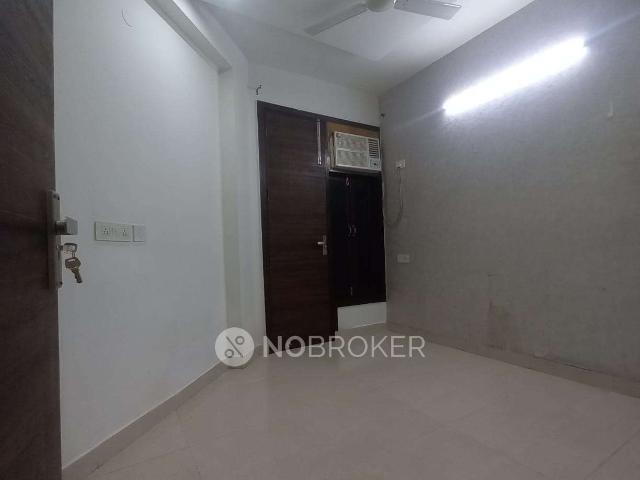 Flat for rent in South Delhi, Deri