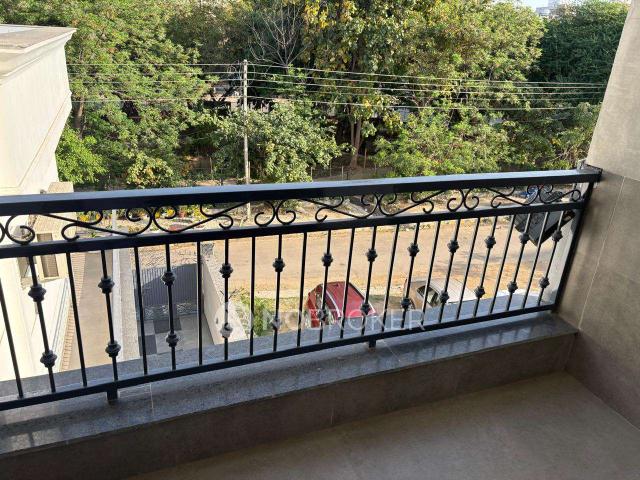 Flat for rent in Hariana