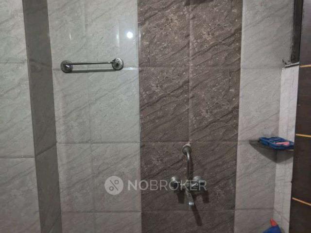 Flat for rent in South Delhi, Deri
