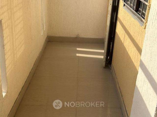 Flat for sale in South West Delhi, Deri