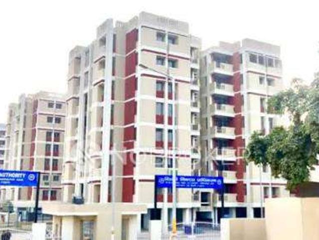 Flat for rent in Deri