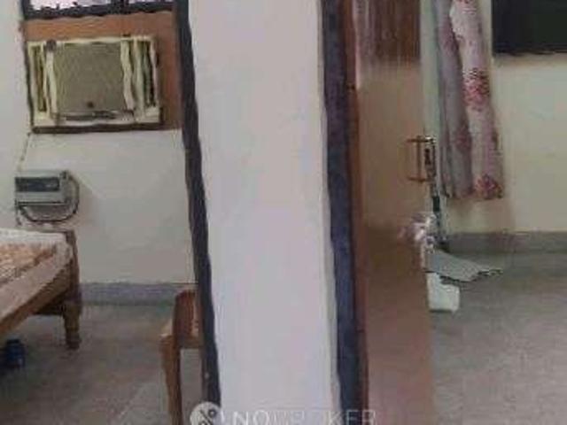 Flat for rent in Deri