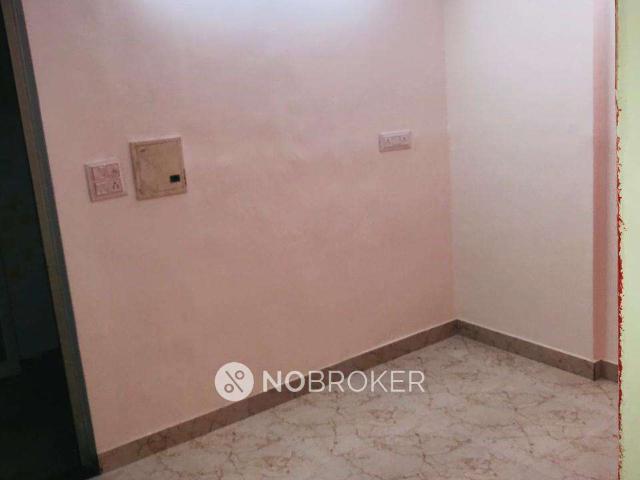 Flat for sale in West Delhi, Deri