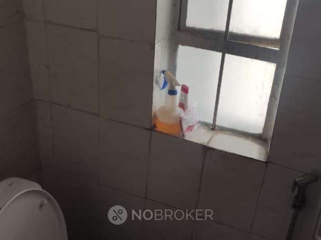 Flat for rent in Deri