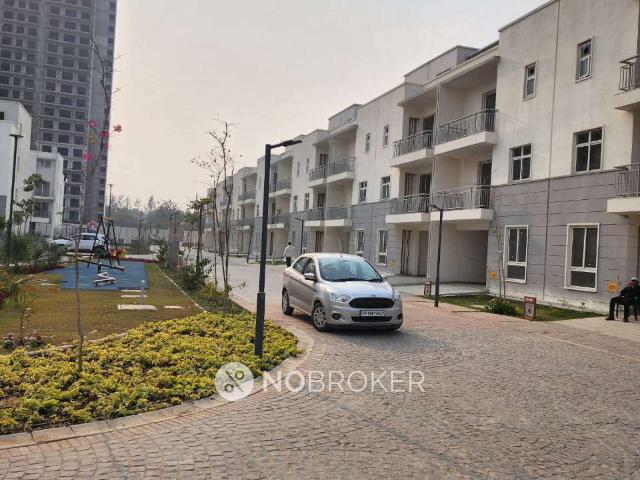 Flat for sale in Hariana