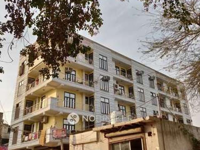 Flat for rent in South Delhi, Deri