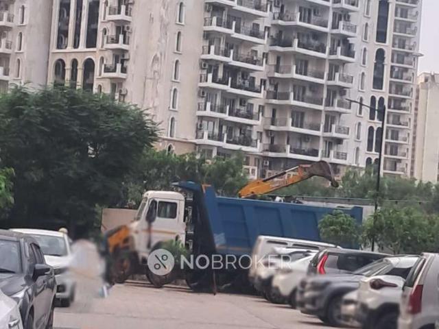 Flat for rent in Hariana