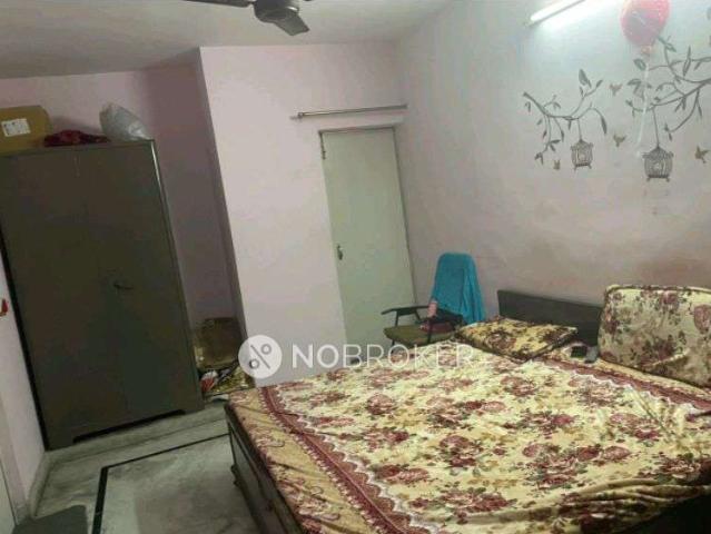 Flat for rent in West Delhi, Deri