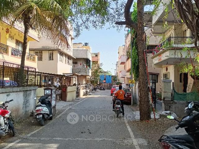 Flat for sale in रत्नदीप कॉलनी, Pune