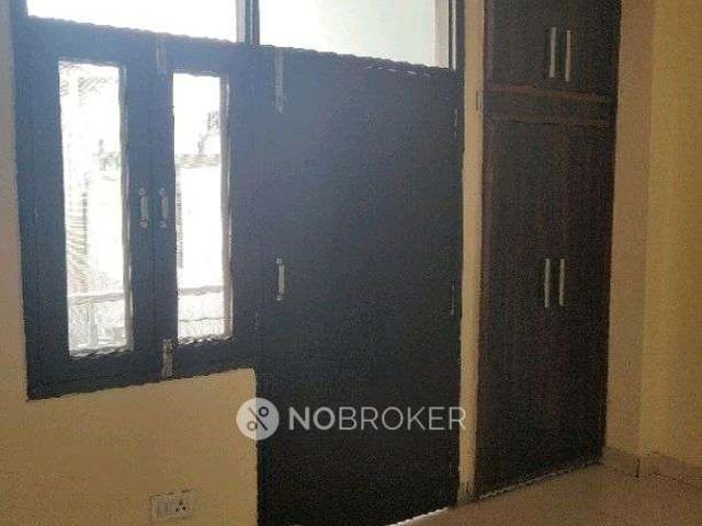 Flat for rent in South Delhi, Deri