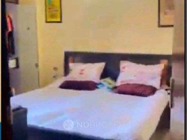 Flat for rent in South Delhi, Deri
