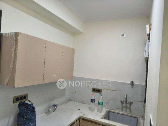 Flat for rent in South Delhi, Deri