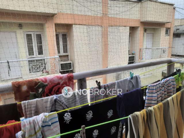 Flat for rent in Deri