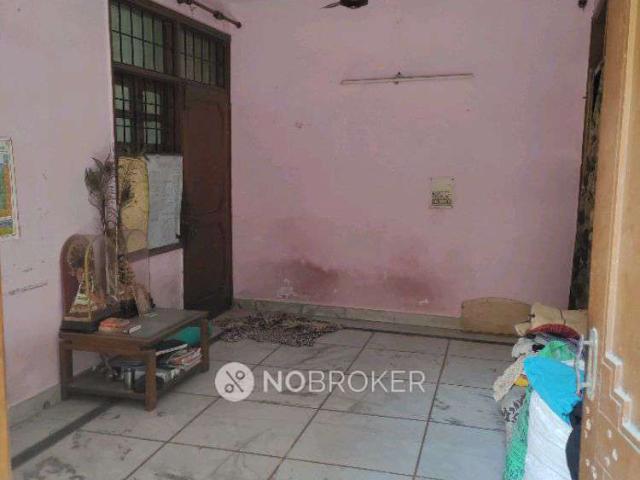 Flat for rent in Deri