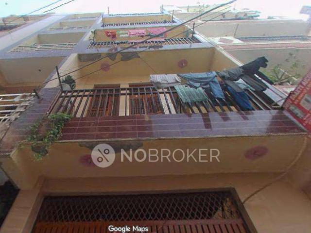 Flat for rent in West Delhi, Deri