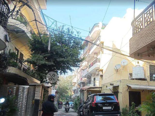 Flat for sale in South Delhi, Deri