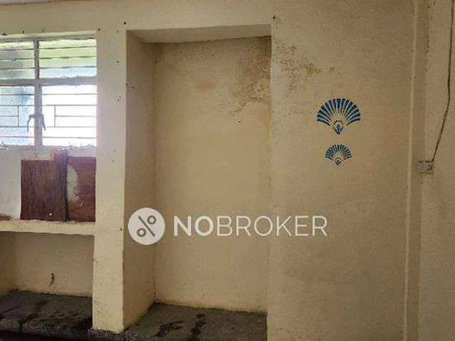 Flat for sale in North Delhi, Deri
