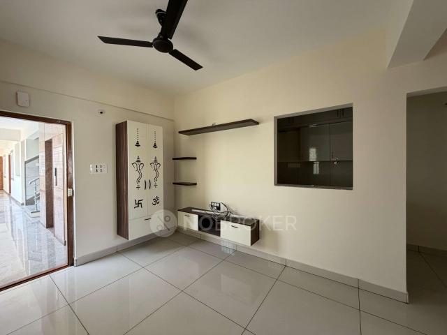 Flat for rent in DLF 5, Gurugram