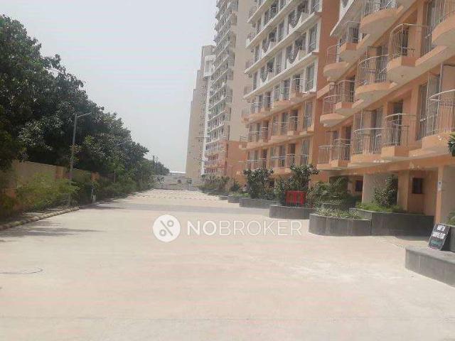 Flat for sale in Greater Noida - Delhi, Arunachal Pradesh