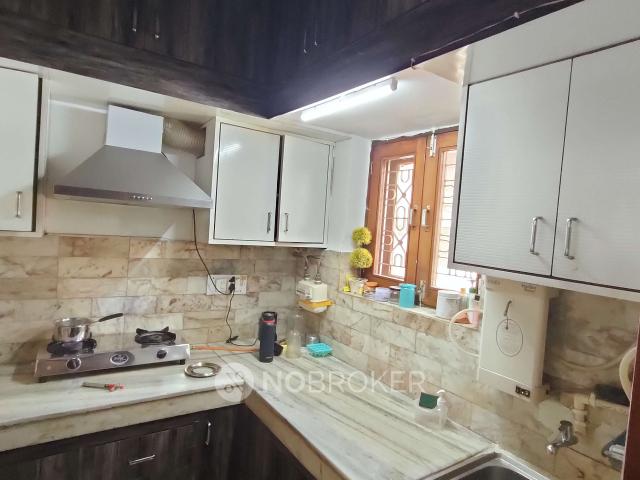 Flat for rent in North West Delhi, Deri