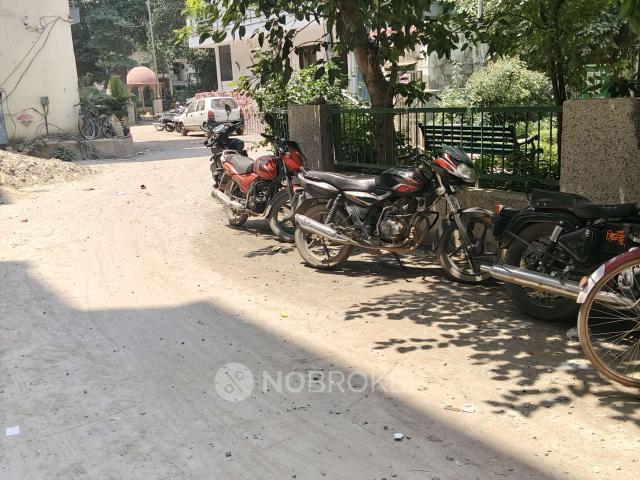 Flat for rent in Hariana