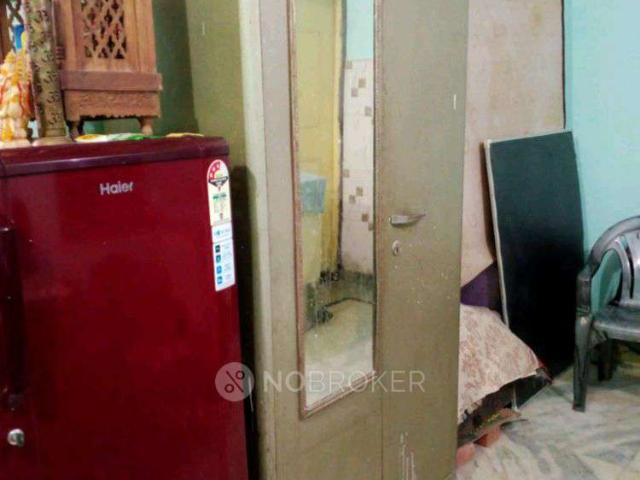 Flat for rent in West Delhi, Deri