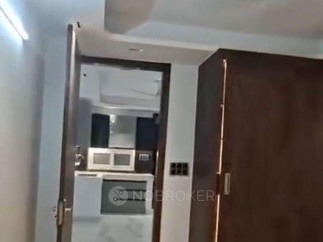 Flat for rent in South Delhi, Deri