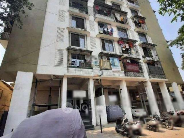 Flat for sale in Shivaji Nagar, Mumbai