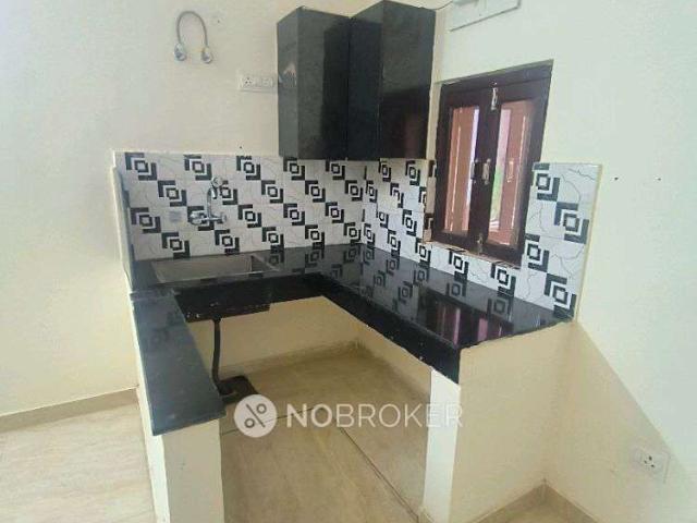 Flat for rent in South Delhi, Deri