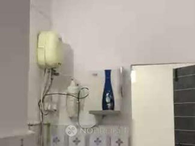 Flat for rent in South Delhi, Deri