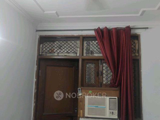 Flat for rent in North West Delhi, Deri