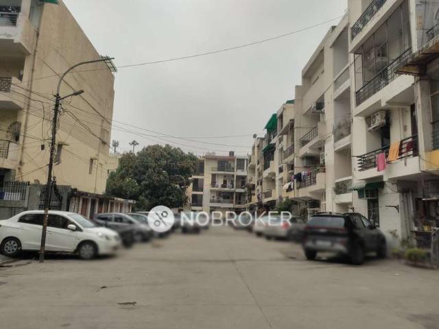 Flat for rent in West Delhi, Deri