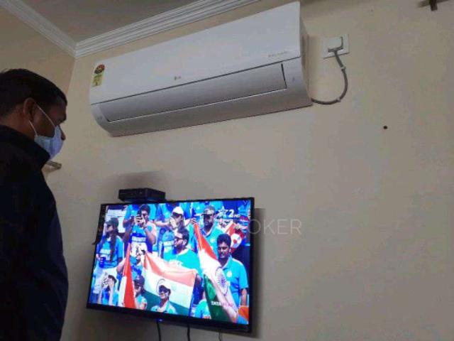Flat for rent in Hariana