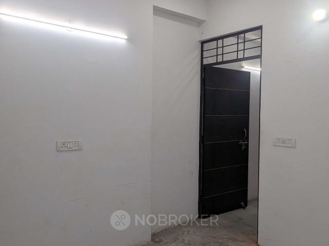 Flat for rent in Deri