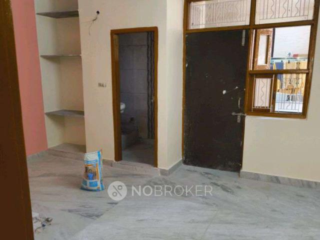 Flat for rent in South West Delhi, Deri