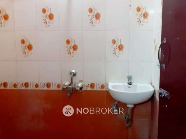 Flat for rent in Adyar, Tamil Nadu