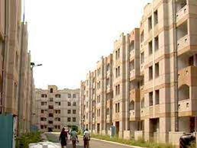 Flat for sale in North Delhi, Deri