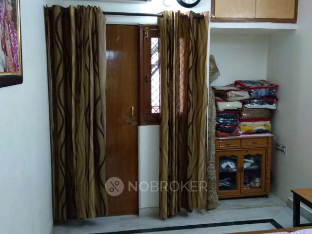 Flat for rent in North Delhi, Deri