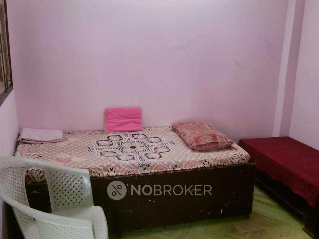 Flat for rent in North West Delhi, Deri