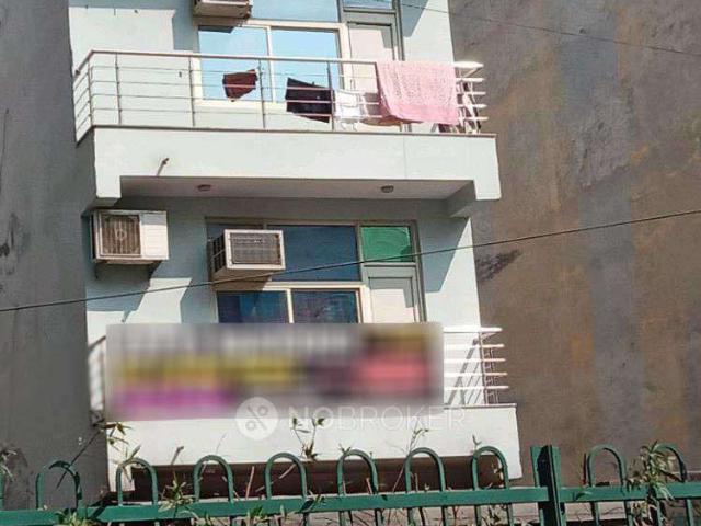 Flat for rent in Hariana