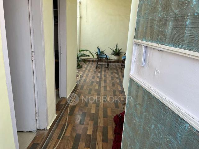 Flat for rent in South Delhi, Deri