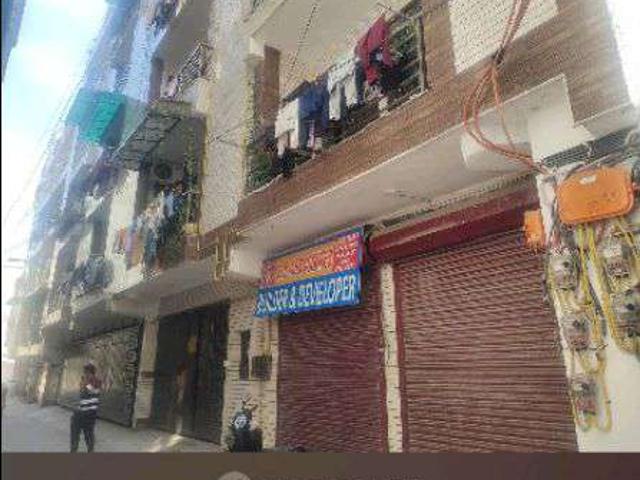 Flat for sale in West Delhi, Deri