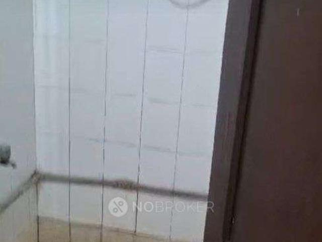 Flat for rent in South West Delhi, Deri