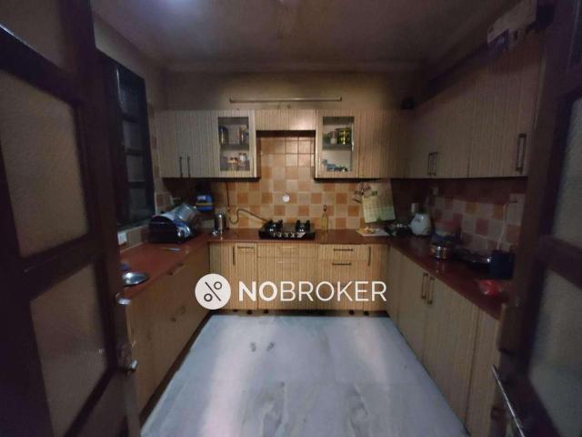 Flat for sale in South Delhi, Deri