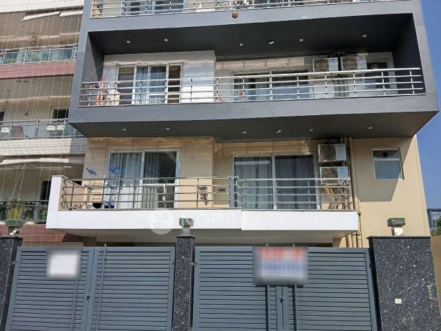 Flat for rent in Hariana